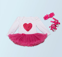 Conjunto de roupas de princesa para recém-nascidos, manga longa, macacão de coração para meninas, vestido tutu, meia, sapatos infantis, macacão para aniversário 2024 - compre barato