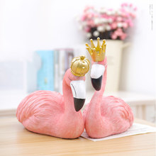 Flamingo ornamentos decorativos simples rainha rei flamingo ofício da resina decoração de casa sala quarto quatro tamanhos-60144 2024 - compre barato