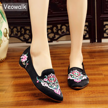 Veowalk Handmade Satin Flower Embroider Women's Ballet Flats Chinese Vintage Casual Comfortable Pointed Toe Flat Shoes Big Size 2024 - buy cheap