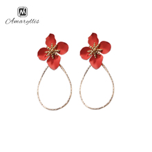 Amaiylis-pendientes de aro con forma de flor para mujer, aretes pequeños, diseño geométrico, hueco, blanco, rojo, negro, boda 2024 - compra barato