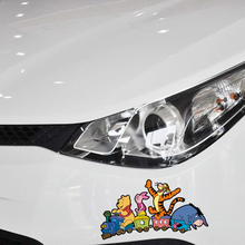 Estilo de carro pooh dirigindo trens e seu parceiro júnior engraçado adesivo de carro de desenho animado decalque para bmw audi renault vw skoda opel toyota 2024 - compre barato