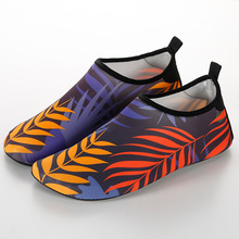 Обувь для плавания; пляжная обувь; кроссовки для мужчин и женщин; разноцветная обувь в полоску; zapatos hombre 2024 - купить недорого