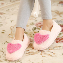 Lovely Ladies Home Floor Soft Women indoor Slippers Outsole Comfortable Big Heart Decor Shoes Female Cashmere Warm Casual Shoes 2024 - buy cheap
