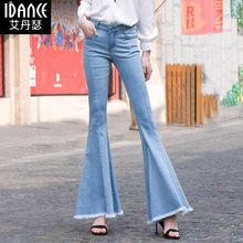Frete grátis 2021 nova moda calças de brim longas para as mulheres flare calças 24-32 tamanho denim verão longo estiramento luz azul jeans 2024 - compre barato