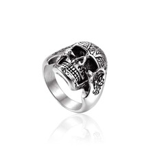 Lançamento anel masculino de cabeça fantasma de caveira titânio 316l joia de homens punk rock presente para halloween 2024 - compre barato