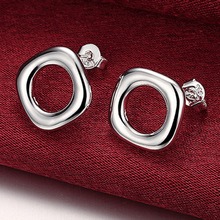 Горячая продажа 925 Серебряные квадратные круглые серьги-гвоздики для женщин модные ювелирные изделия оптом 2024 - купить недорого