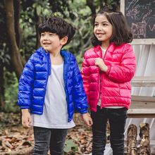 2019 новая зимняя одежда Детский пуховик ярких цветов для мальчиков и девочек детское пальто 2024 - купить недорого