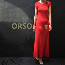 Venta caliente Miyake el vestido de moda o-cuello sin mangas sólido vestidos rectos en STOCK 2024 - compra barato