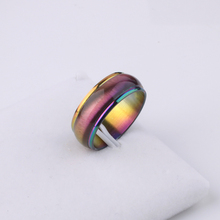 Anillos gradientes de Color arcoíris para hombre y mujer, joyería de acero inoxidable 316L, lote al por mayor 2024 - compra barato