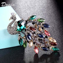 Donia jewelry Large Size Rhinestone Peacock Brooch Wedding Bridal Jewelry Female Pin Brooch Fashion Scarf Hat Accessories 2024 - купить недорого