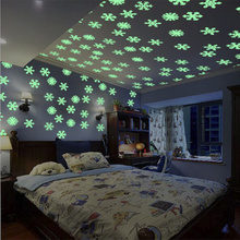 50 шт 3D звезды светится в темноте наклейки на стену светящиеся флуоресцентные наклейки на стену для детской комнаты, спальни, потолка, домашнего декора 2024 - купить недорого