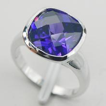 Женское серебряное кольцо с фиолетовым кристаллом циркония, модель F828, размер 6, 7, 8, 9, 10 2024 - купить недорого