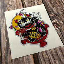 Revestimiento de vinilo con dibujo de gato negro de la suerte, pegatina para casco de motocicleta, motocicleta, portátil, 12,3x10cm 2024 - compra barato