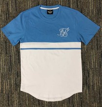Мужская мода Sik Silk Kanye West Sik Silk Мужская Повседневная футболка в стиле хип-хоп с асимметричным изогнутым подолом и коротким рукавом 2024 - купить недорого