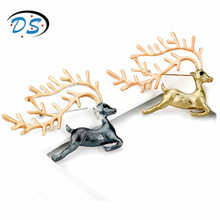 Men Women's Brooch England Deer Badges Brooch Fashion Jewelry Brooches pins broche Christmas Gift 2024 - buy cheap