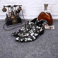 Мужские туфли-оксфорды в британском стиле, повседневные туфли из натуральной кожи с цветочным принтом, на шнуровке, с острым носком, на плоской подошве, 2017 2024 - купить недорого