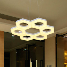 Lámpara de araña LED acrílica con forma de seis caras, moderna, creativa, para sala de estar, comedor, hotel, dormitorio, estudio 2024 - compra barato
