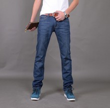 Nueva Llegada Famous Brand Jeans Para Hombres Pantalones Vaqueros Baratos de China Straigh Regular Fit Pantalones vaqueros Clásicos de Mezclilla Azul Color Tamaño 28 A 38 2024 - compra barato