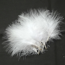 Plumas de pavo natural para decoración de ropa, lote de 100 unidades de plumas blancas de 8-10cm, plumas de avestruz boa 2024 - compra barato