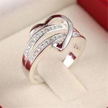 Женское кольцо с блестящими стразами, в виде сердца, Изысканный серебристый цвет, 2019 2024 - купить недорого