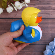 Pato Trump para baño, juguete de ducha de agua flotante, pato de goma del presidente de EE. UU., juguete de agua para bebé, pato de ducha, flotador de baño para niños, nuevo 2024 - compra barato