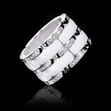 Соблазнительное дизайнерское керамическое кольцо, керамическое кольцо для женщин, ювелирные изделия, черное/белое керамическое мужское кольцо с прозрачным фианитом и камнями 2024 - купить недорого