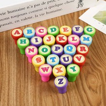 Juego de sellos de letras de alfabeto DIY para niños, 26 Uds., regalo de fiesta de cumpleaños 2024 - compra barato