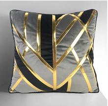 Funda de almohada de lujo para habitación, funda de almohada de lujo estilo retro, moderno, simple, línea de corte europeo, suave, color dorado y negro 2024 - compra barato