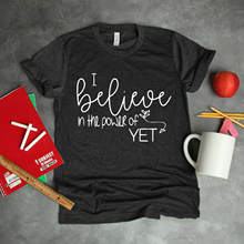 Женская футболка с надписью «Power of Yet», футболка с надписью «I Believe in the Power of Yet Teacher», подарок школьнику 2024 - купить недорого