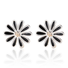 100% 925 sterling silver fashion new arrival black sunflower ladies'stud earrings wholesale jewelry women birthday gift cheap 2024 - buy cheap