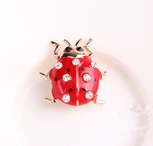 OneckOha Fashionable Animal Ladybug Brooches Pin Alloy Expoyed Brooch Garment Accessories 2024 - buy cheap