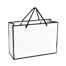 10 unids/lote nueva gran diseño borde negro, bolsa de papel kraft blanco con mango boda fiesta Favor bolsas de regalo de papel 2024 - compra barato