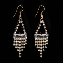 YFJEWE-pendientes de Metal con gemas de cristal para mujer, aretes elegantes con borlas, Joyería Al por mayor # E284 2024 - compra barato