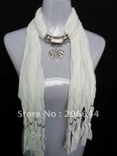 Moda 2019 bufanda mujer chal colgante collar de bufanda joyería bufandas hueco corazón tipo Pure color señora bufanda 2024 - compra barato