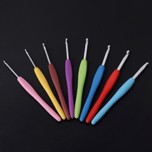 8Pcs Crochet Needles 2.5-6mm Plastic Handle Hooks Knitting Set Kit Accessories 2024 - buy cheap