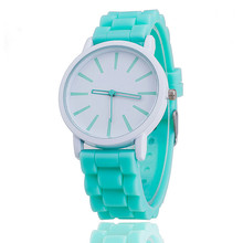 Горячая мода женский силиконовый для часов повседневные женские кварцевые наручные часы Relogio Feminino дропшиппинг часы 2024 - купить недорого