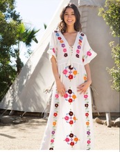 Vestido largo bohemio de algodón con bordado Floral para mujer, traje Sexy con cuello en V, Color blanco, elegante, étnico, 2021 2024 - compra barato