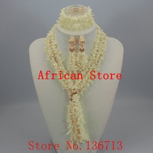 ¡A la moda! Conjunto de joyas de cuentas africanas para boda nigeriana, pendientes de gota de champán de oro de Coral, color cristal, R093 2024 - compra barato