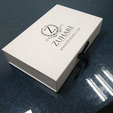 Производство экологически чистого картона, складная коробка, роскошная Магнитная Подарочная коробка с ленточной застежкой, печатный логотип для фотографий 2024 - купить недорого