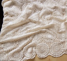 Tecido de malha marfim bordado de renda para vestido de casamento cortinas tecido de algodão para toalha de mesa 2024 - compre barato