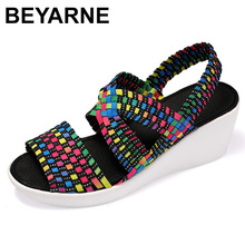 Beyarnewomen sandálias de verão sapatos plataforma deslizamento em sandálias de tecido artesanal cunha sapatos respirável multi cores grandes sizee402 2024 - compre barato