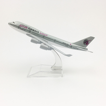 Free shipping Qatar Airways aeroplane model Boeing 747 airplane 16CM Metal alloy diecast 1:400 airplane model toy for children 2024 - buy cheap