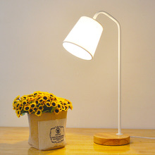 Минимализм LED E27 Настольная лампа с тканью белый/черный оттенок деревянная основа настольная лампа регулируемая для чтения комнаты спальни прикроватная 2024 - купить недорого