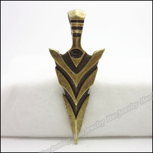 Espada antiga Vintage encantos liga de zinco pingente adequado para colar pulseira DIY jóias acessórios de metal 2024 - compre barato