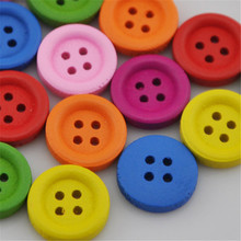 Botón de madera de artesanía redondo para bebé, 4 agujeros de colores, 15mm, 100 Uds., WB157 2024 - compra barato