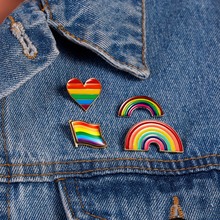 Женская разноцветная эмалированная брошь Rinhoo, металлическая брошь в форме сердца из мультфильма мини радуги, булавка для джинсовой шляпы, значок для воротника, ювелирное изделие 2024 - купить недорого