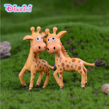 Figura en miniatura de jirafa para amantes de la boca grande, modelo Animal de dibujos animados, juguetes para niñas y niños, decoración del hogar, artesanía de PVC, 2 uds., Envío Gratis 2024 - compra barato