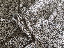 Tela de seda china con estampado de leopardo, 100% pura, para vestido, cortinas, bufanda, ropa de cama, LS0520 2024 - compra barato