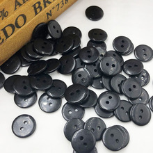 100 шт Черный Новый 15 мм 2 отверстия пластиковые кнопки/Швейные серии Mix-Бесплатная доставка PH271 2024 - купить недорого