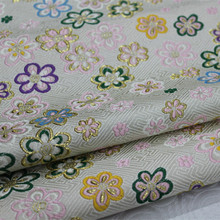 Tela Jacquard bordada de flores de ciruelo para mujer, tejido de estilo chino, materiales hechos a mano, tela para costura DIY, color gris, 1 yarda, CF412 2024 - compra barato